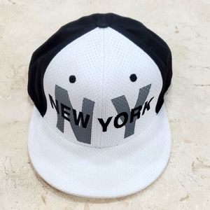 Carbon New York NY snap back hat Black and White mesh front embroidery flat brim
